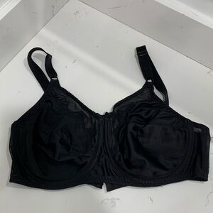 Flower Bali underwire bra 38F unlined